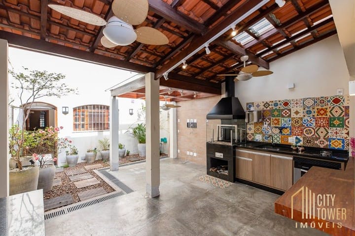 Casa à venda com 2 quartos, 136m² - Foto 11