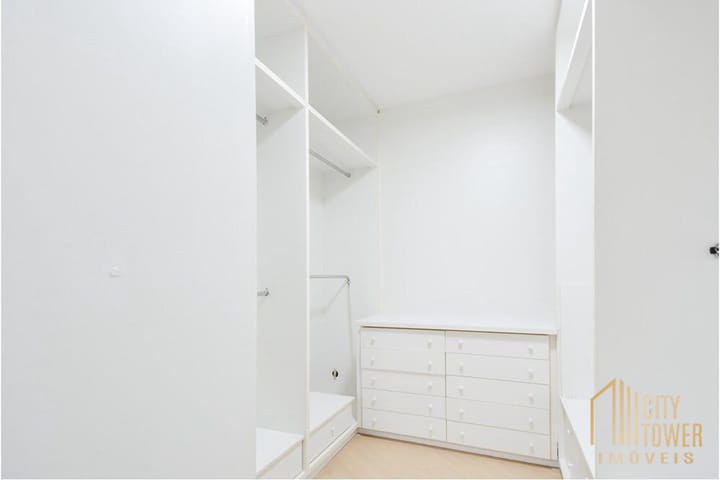 Apartamento à venda com 4 quartos, 229m² - Foto 6