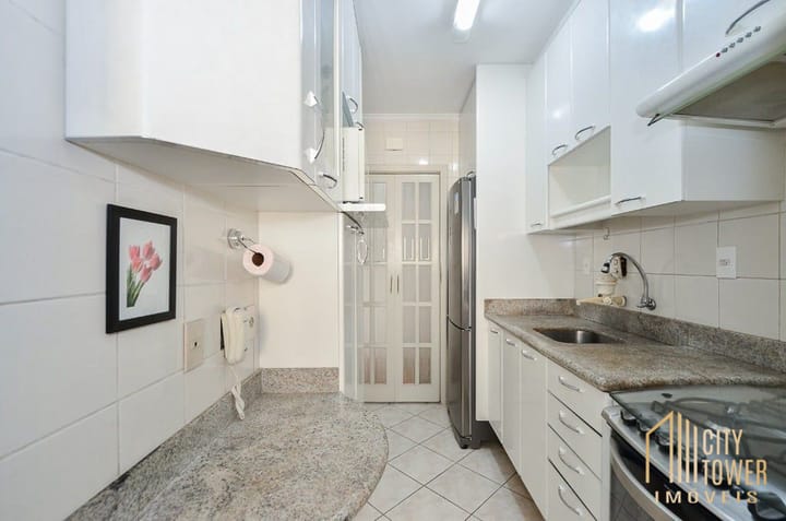 Apartamento à venda com 3 quartos, 70m² - Foto 4