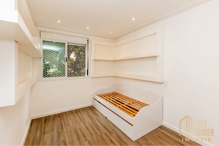 Apartamento à venda com 3 quartos, 218m² - Foto 11