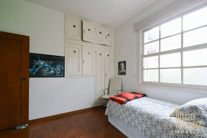 Casa à venda com 3 quartos, 250m² - Foto 18