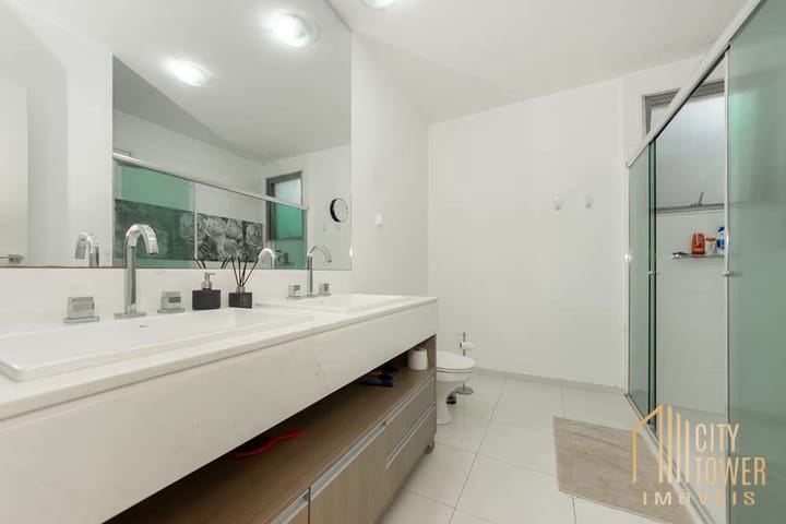 Apartamento à venda com 4 quartos, 280m² - Foto 7