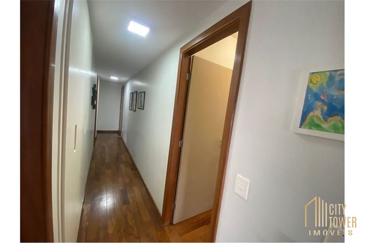 Apartamento à venda com 3 quartos, 200m² - Foto 15