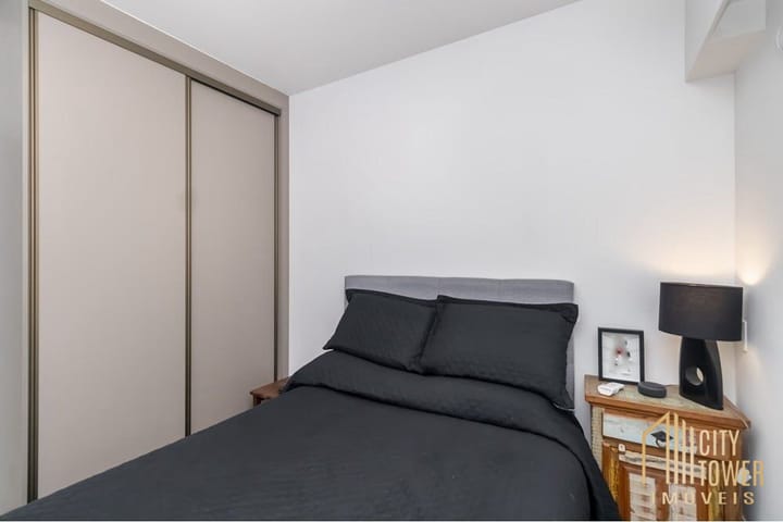 Apartamento à venda com 2 quartos, 65m² - Foto 33