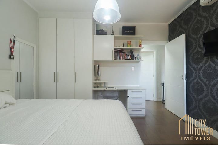 Casa à venda com 3 quartos, 180m² - Foto 8