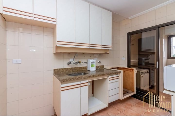 Apartamento à venda com 3 quartos, 81m² - Foto 28