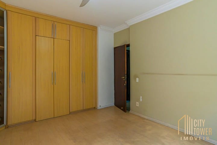 Apartamento à venda com 3 quartos, 175m² - Foto 8