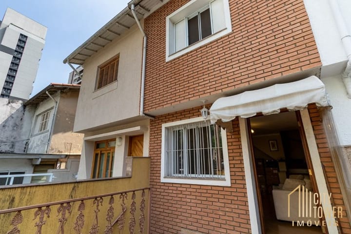 Casa à venda com 2 quartos, 143m² - Foto 1