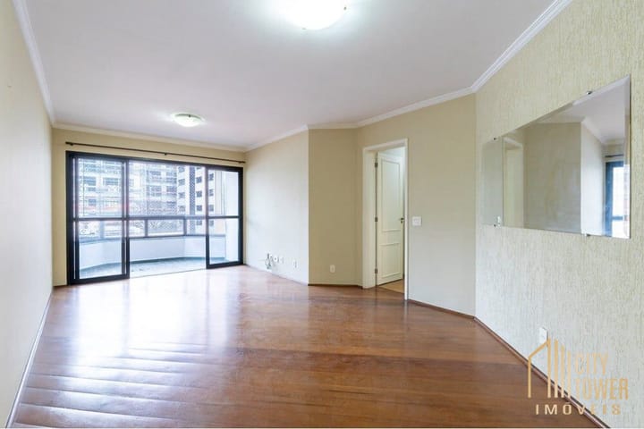 Apartamento à venda com 3 quartos, 105m² - Foto 1