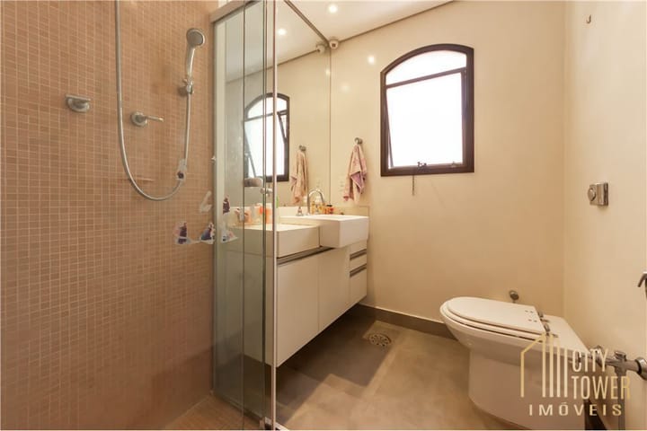 Apartamento à venda com 4 quartos, 225m² - Foto 5