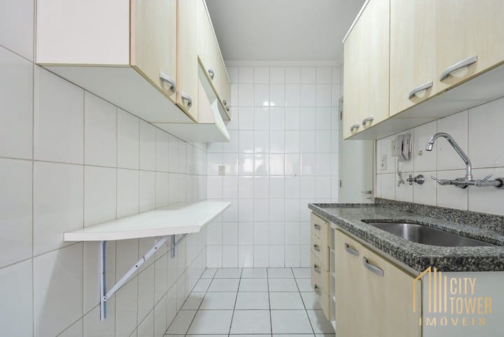 Apartamento à venda com 2 quartos, 65m² - Foto 4