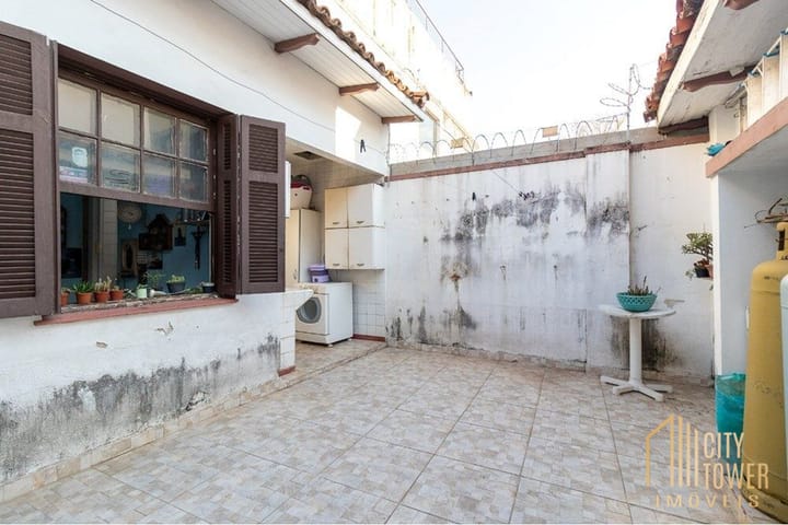 Casa à venda com 3 quartos, 200m² - Foto 37