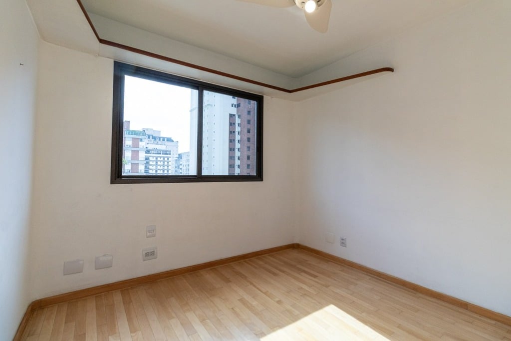 Apartamento à venda com 3 quartos, 209m² - Foto 66