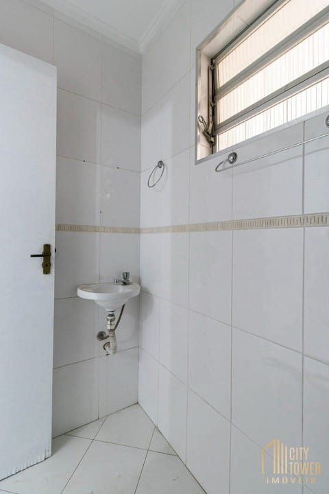 Casa à venda com 3 quartos, 240m² - Foto 15