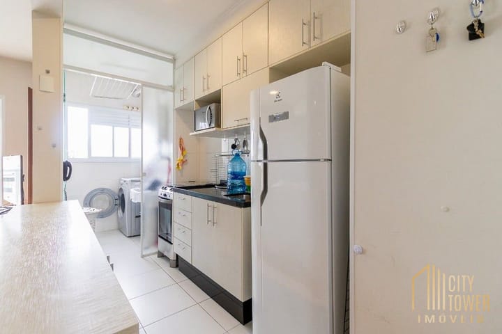 Apartamento à venda com 2 quartos, 64m² - Foto 30