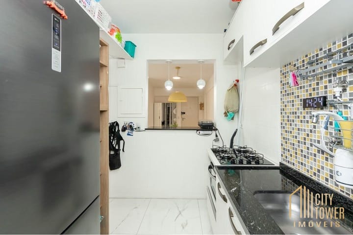 Apartamento à venda com 2 quartos, 70m² - Foto 9