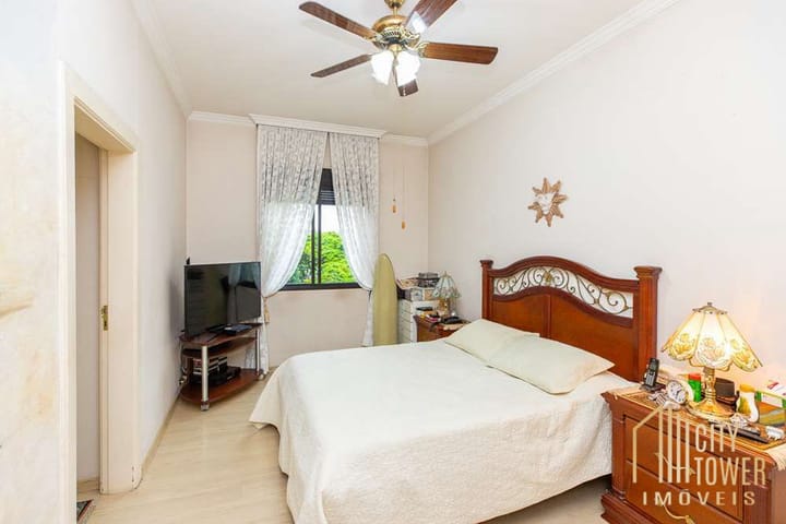 Apartamento à venda com 3 quartos, 251m² - Foto 6