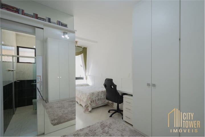 Casa à venda com 4 quartos, 182m² - Foto 10