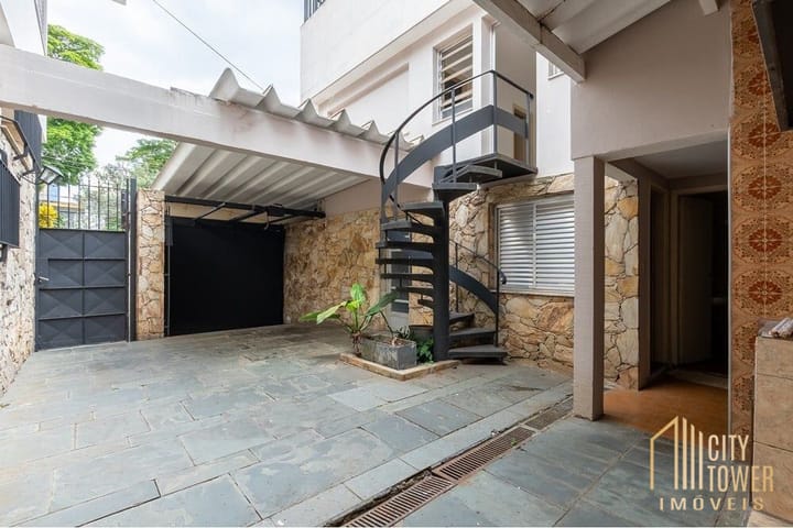 Casa à venda com 3 quartos, 250m² - Foto 13