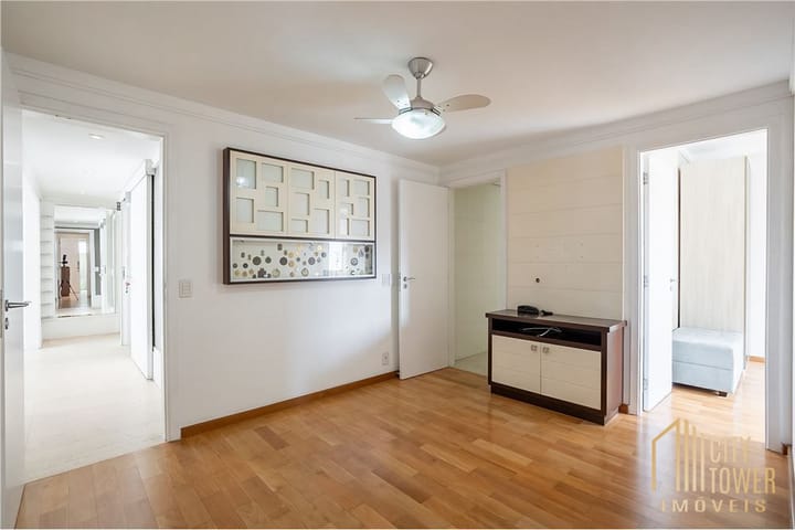 Apartamento à venda com 3 quartos, 198m² - Foto 40