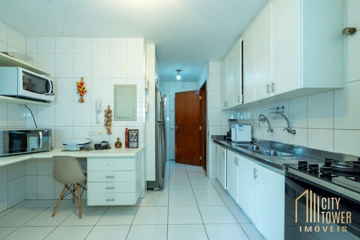 Apartamento à venda com 3 quartos, 130m² - Foto 6