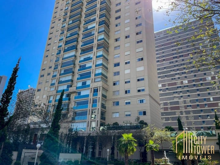 Apartamento à venda com 3 quartos, 235m² - Foto 10