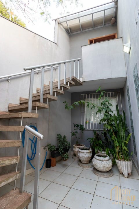 Casa à venda com 3 quartos, 220m² - Foto 22