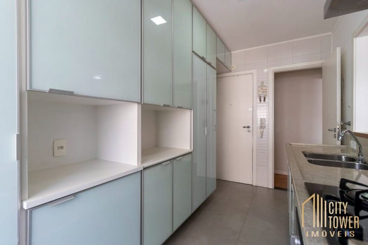 Apartamento à venda com 2 quartos, 84m² - Foto 18