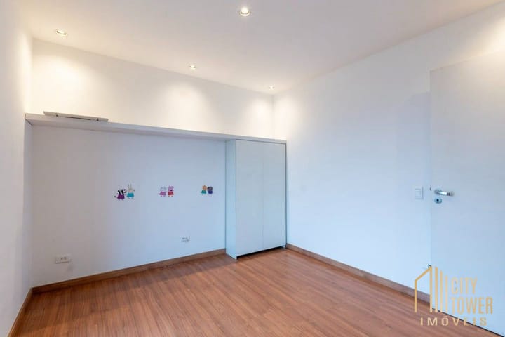 Apartamento à venda com 2 quartos, 70m² - Foto 6