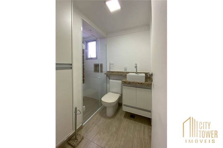 Apartamento à venda com 2 quartos, 65m² - Foto 5