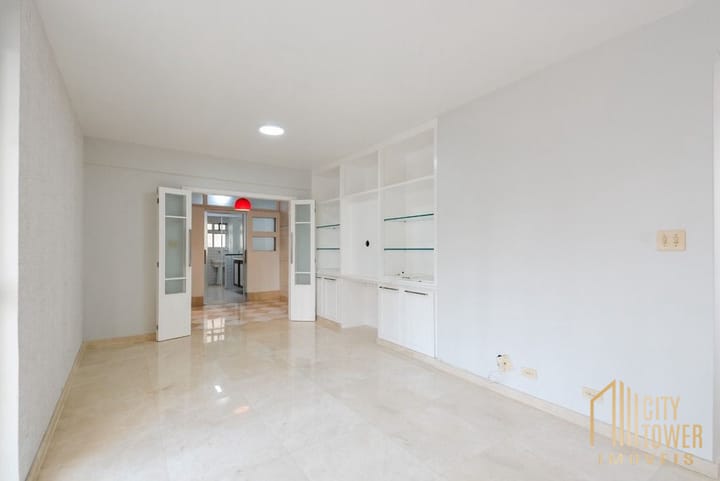 Apartamento à venda com 3 quartos, 97m² - Foto 32