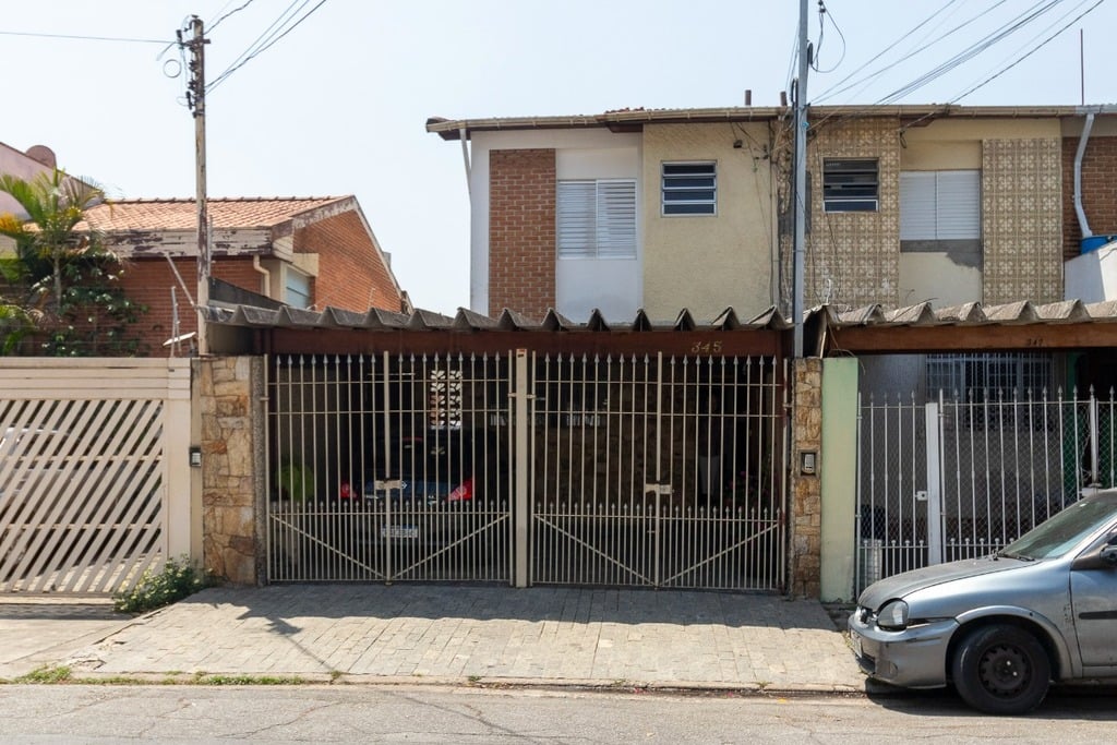 Casa à venda com 5 quartos, 162m² - Foto 1