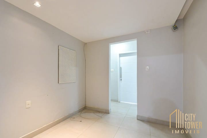 Casa à venda com 4 quartos, 205m² - Foto 26