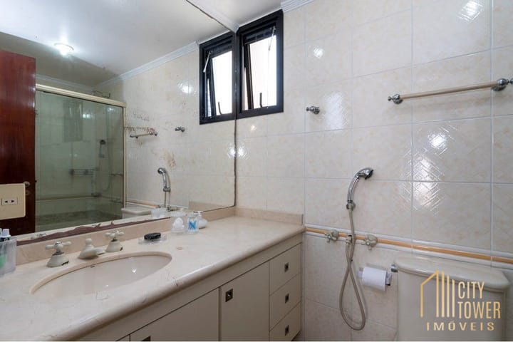 Apartamento à venda com 4 quartos, 200m² - Foto 43