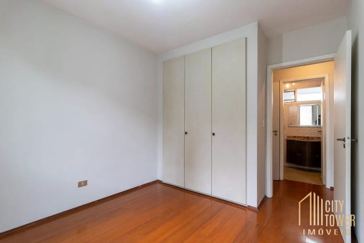 Apartamento à venda com 2 quartos, 84m² - Foto 12