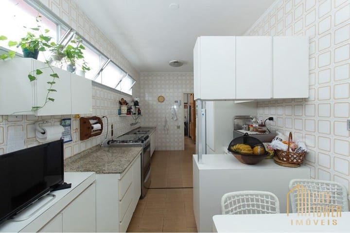 Casa à venda com 5 quartos, 330m² - Foto 9