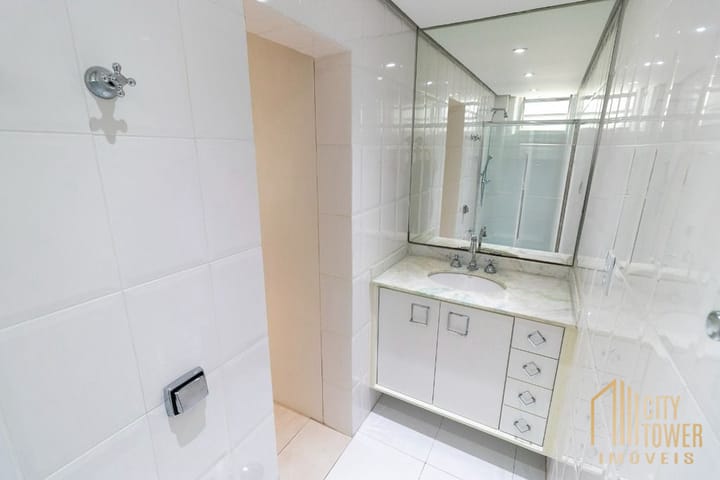 Apartamento à venda com 3 quartos, 224m² - Foto 36