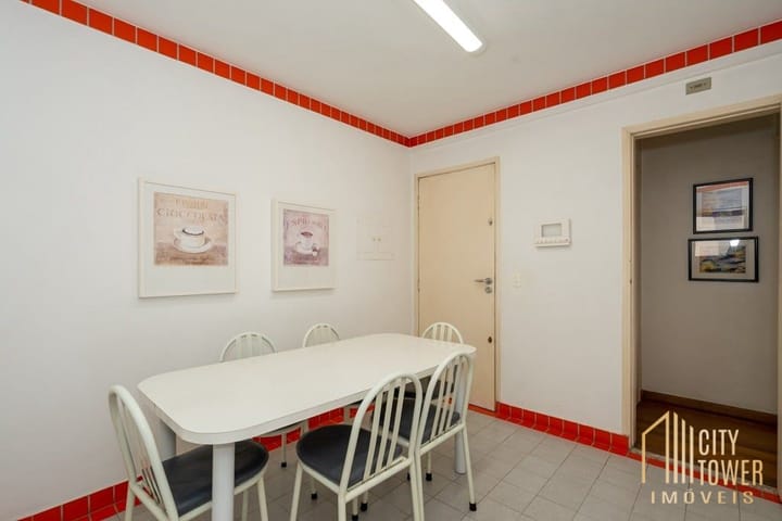 Apartamento à venda com 2 quartos, 77m² - Foto 2