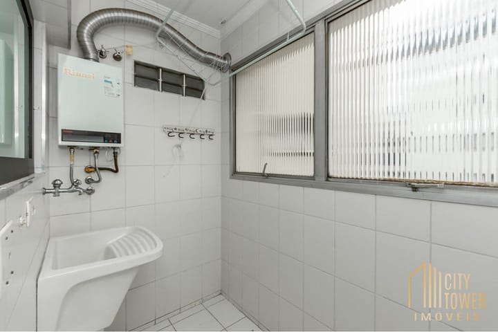 Apartamento à venda com 2 quartos, 61m² - Foto 11