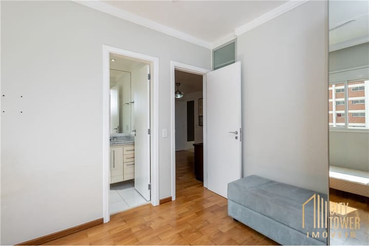 Apartamento à venda com 3 quartos, 198m² - Foto 14