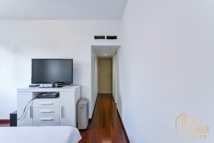 Apartamento à venda com 4 quartos, 200m² - Foto 30