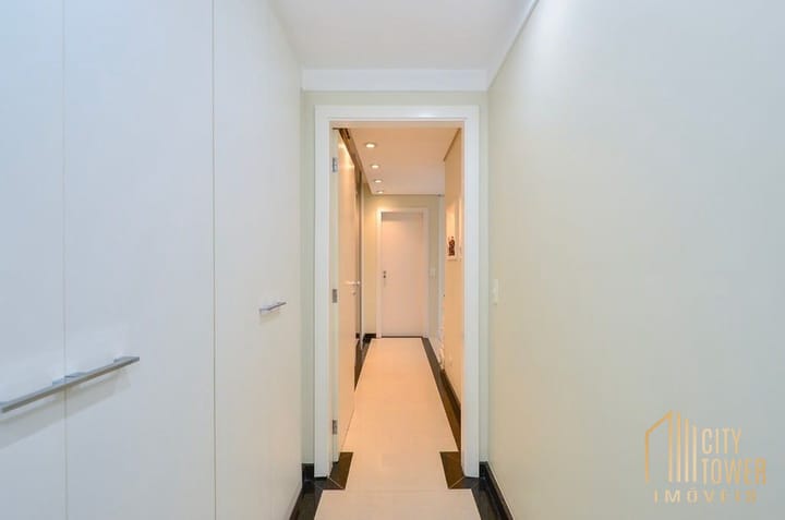 Apartamento à venda com 3 quartos, 250m² - Foto 5