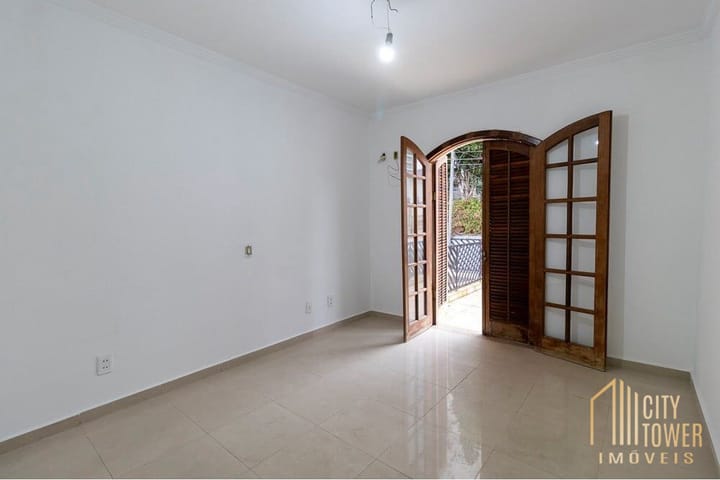 Casa à venda com 3 quartos, 160m² - Foto 5