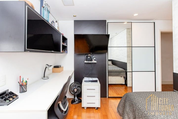 Apartamento à venda com 3 quartos, 216m² - Foto 42