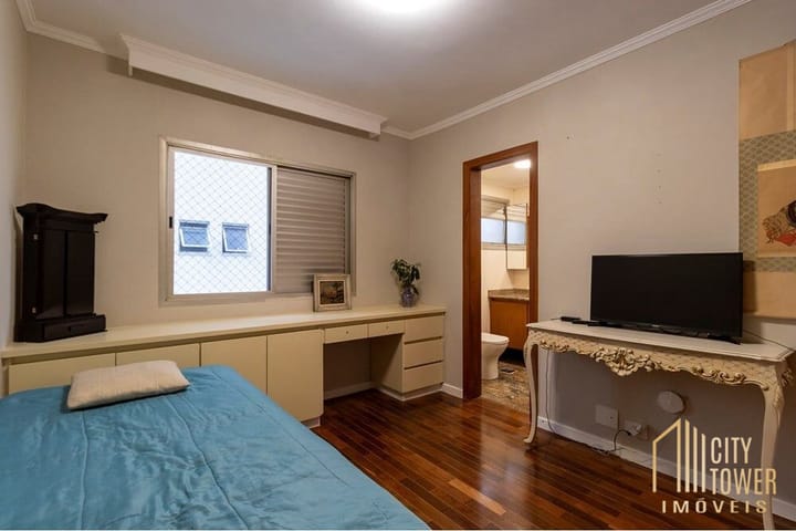 Apartamento à venda com 4 quartos, 187m² - Foto 32