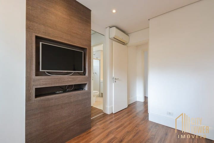 Apartamento à venda com 3 quartos, 157m² - Foto 13