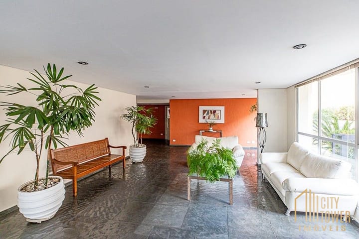 Apartamento à venda com 2 quartos, 67m² - Foto 11