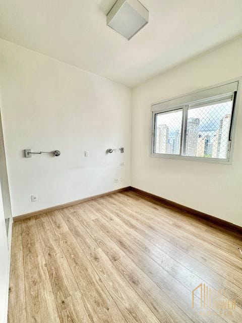 Apartamento à venda com 2 quartos, 74m² - Foto 29