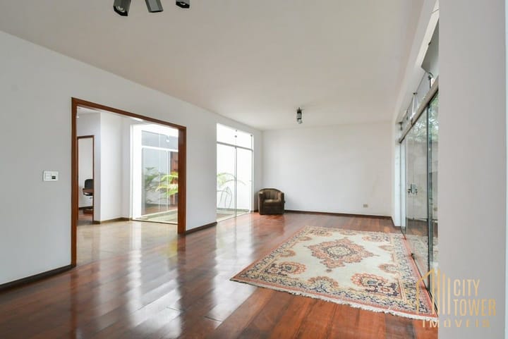 Casa à venda com 4 quartos, 331m² - Foto 37