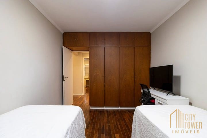 Apartamento à venda com 4 quartos, 187m² - Foto 11